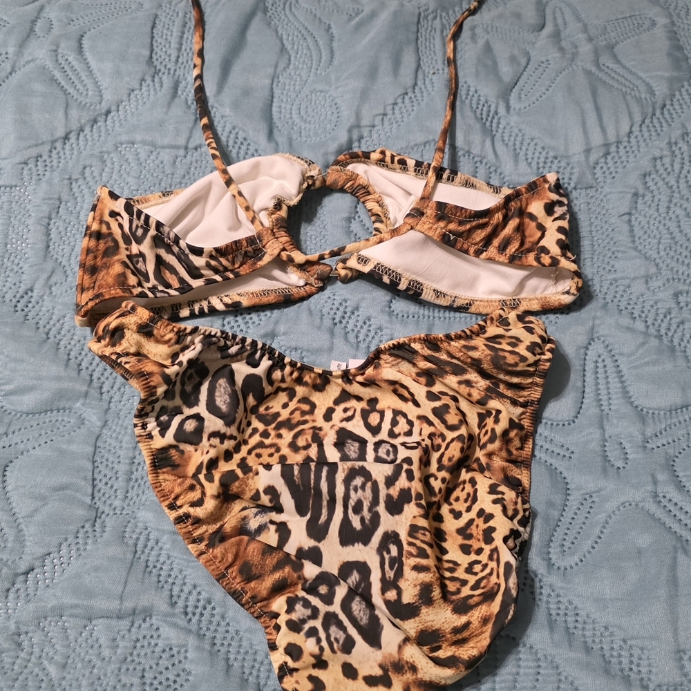 Venus Leopard Print Bikini Set - Picture 3 of 3